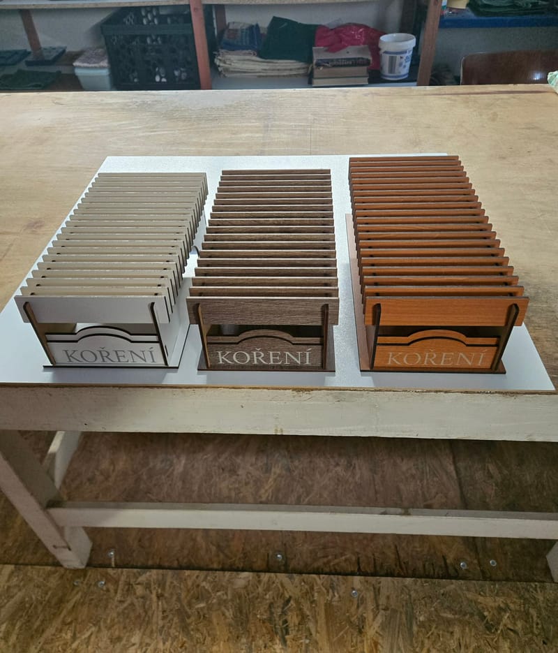 Zásobník na koření