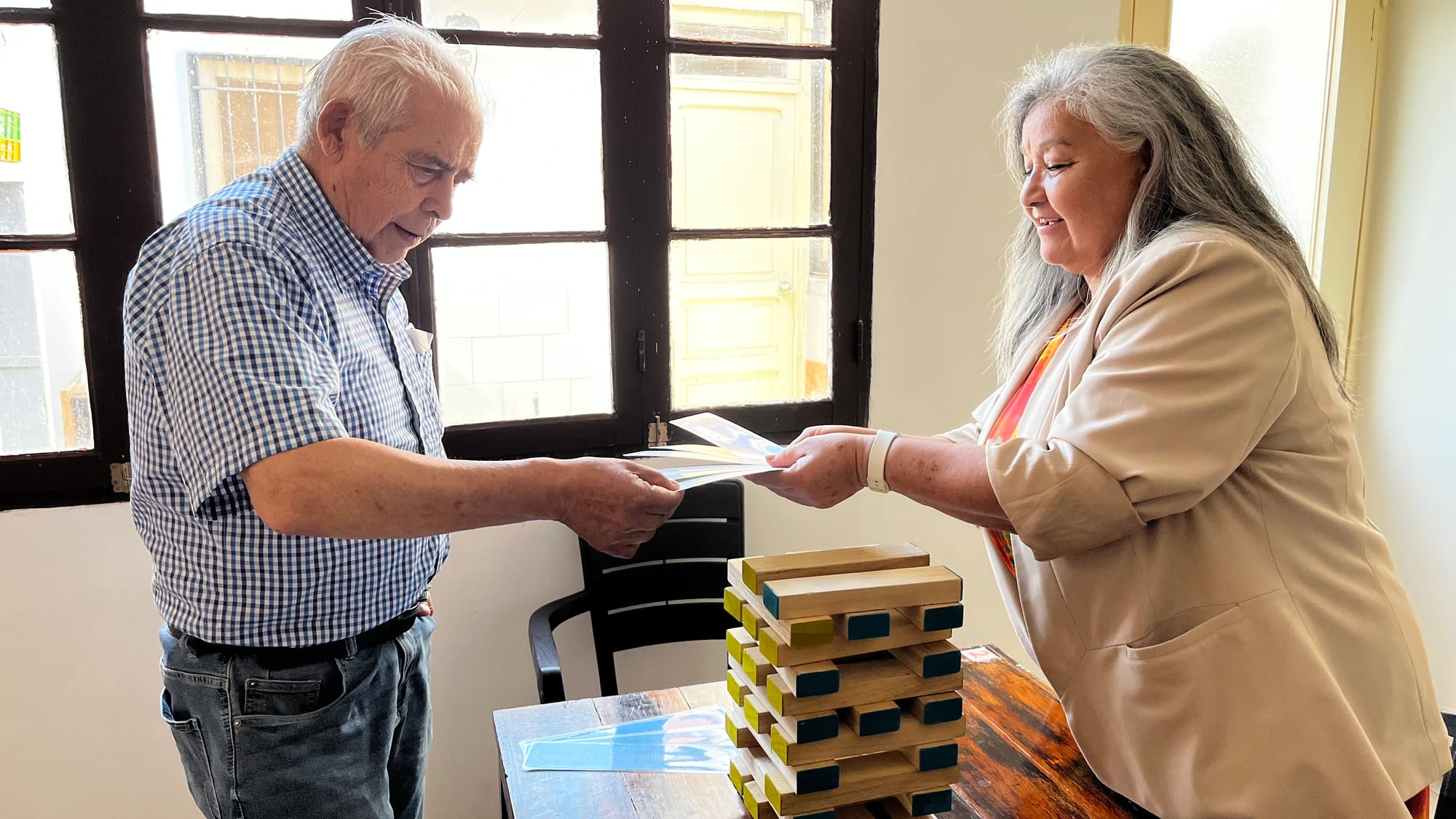 Cuidar a tu Persona Mayor: las 5 alternativas que hoy enfrentan muchas familias