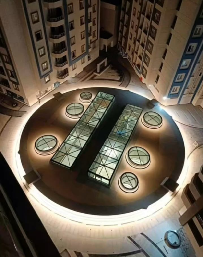 سكاي لايت