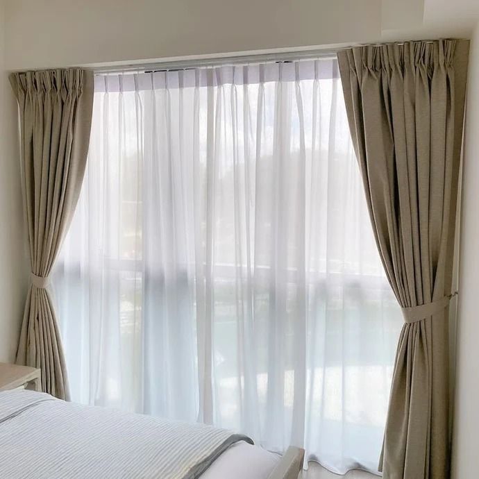 Hook Style Curtain 