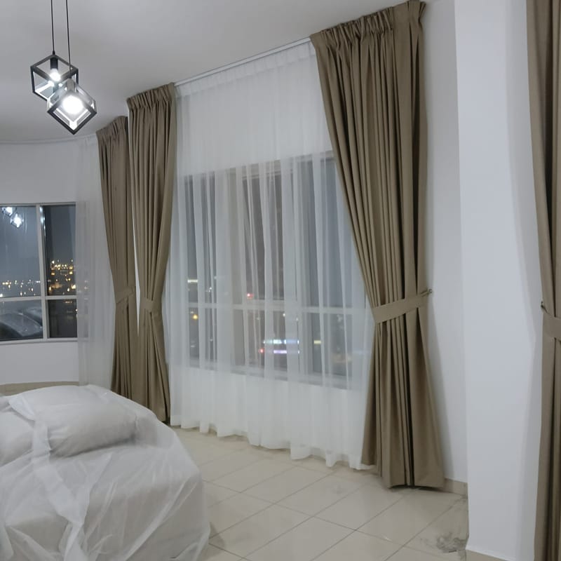 Hook Style Curtain 