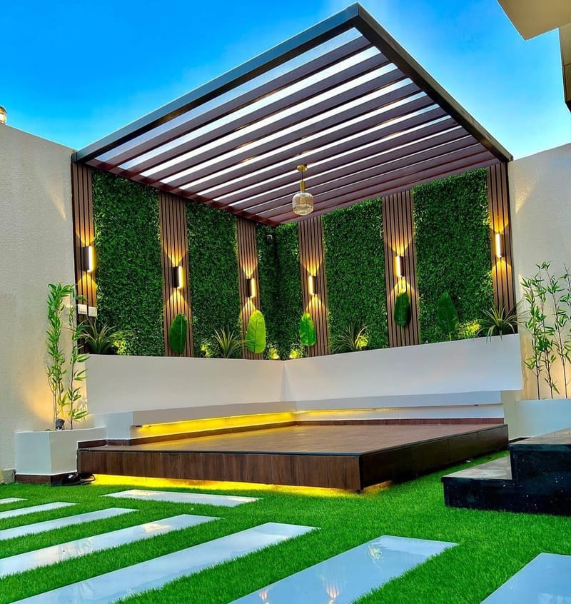 The 365-Day Green: A DreamyDwell Signature Project" 