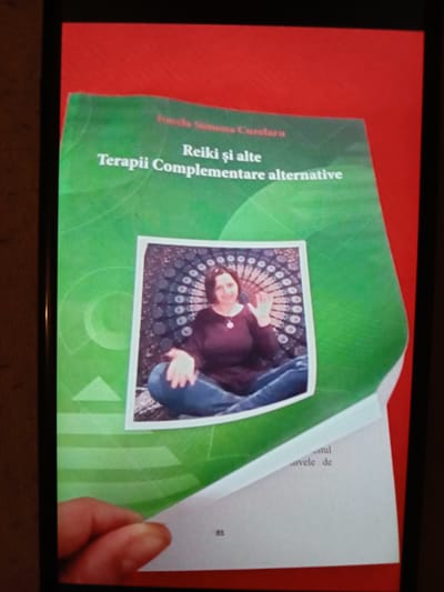 Cartile si cursurile pe care eu le scriu sunt informatii valoroase din treptele ,,piramidelor,, cunoasterii si autocunoasterii holistice.