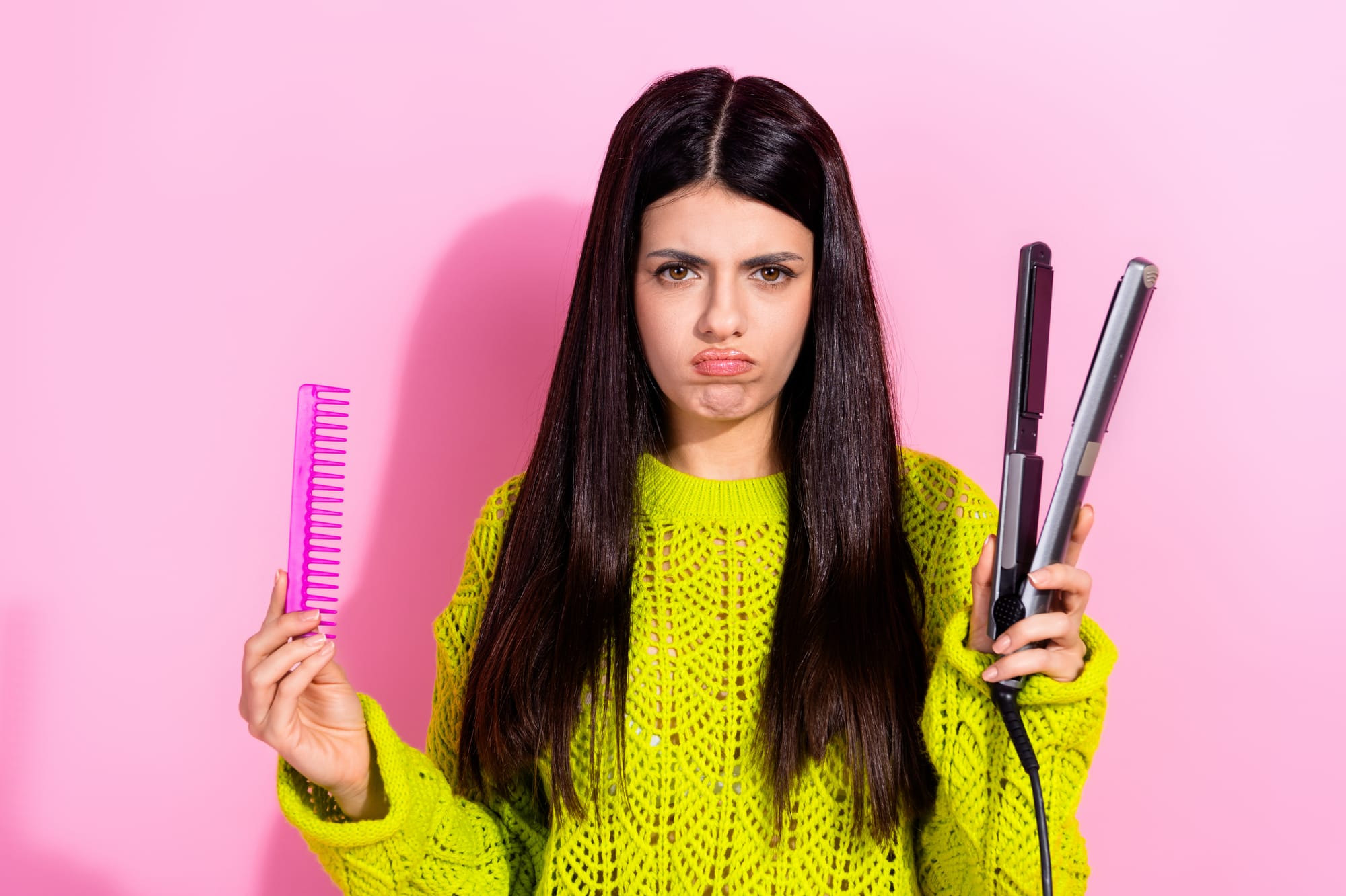 טופ 12 טעויות נפוצות אחרי החלקות לשיער ואיך להימנע מהן