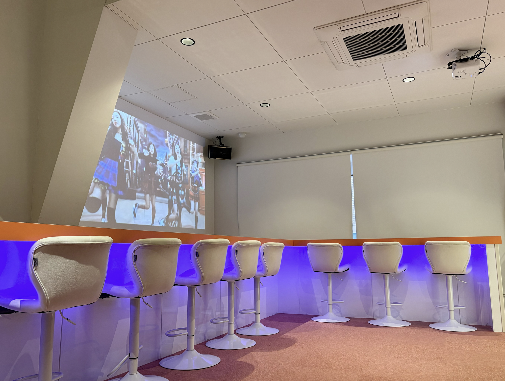 お一人様も大歓迎！