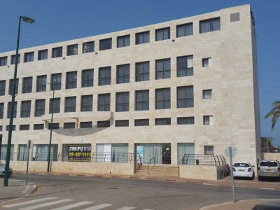 מזמין העבודה: גל חי.