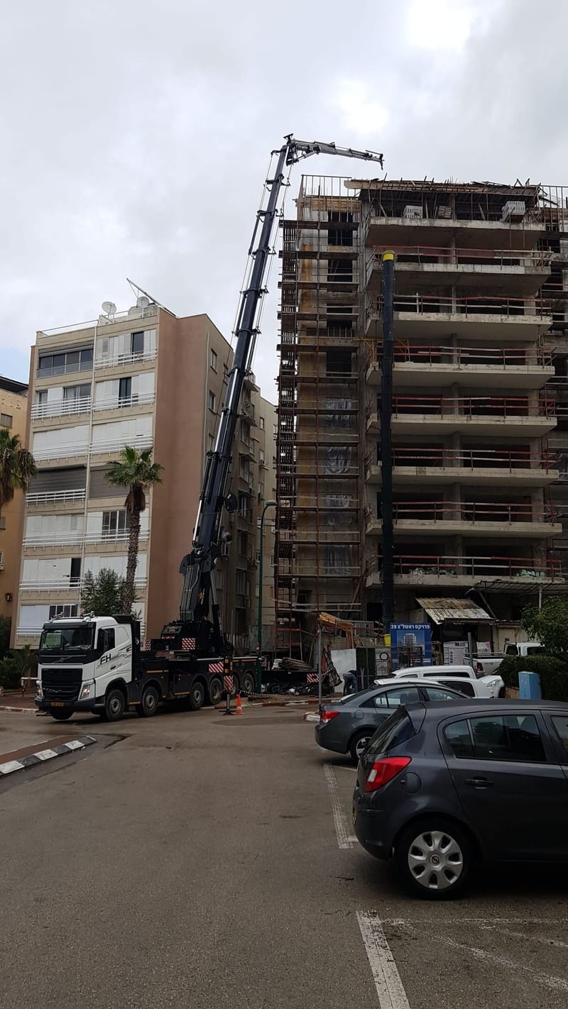 מזמין העבודה: קבוצת רכישה