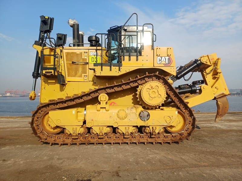 CAT D10T - Durban to Fremantle (22)