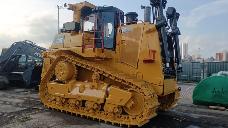CAT D9T - Durban to Brisbane (36A)