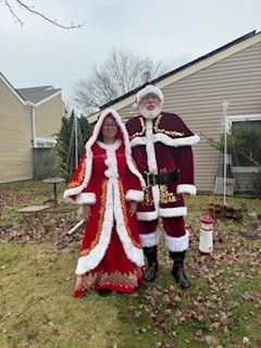 Mrand Mrs Claus
