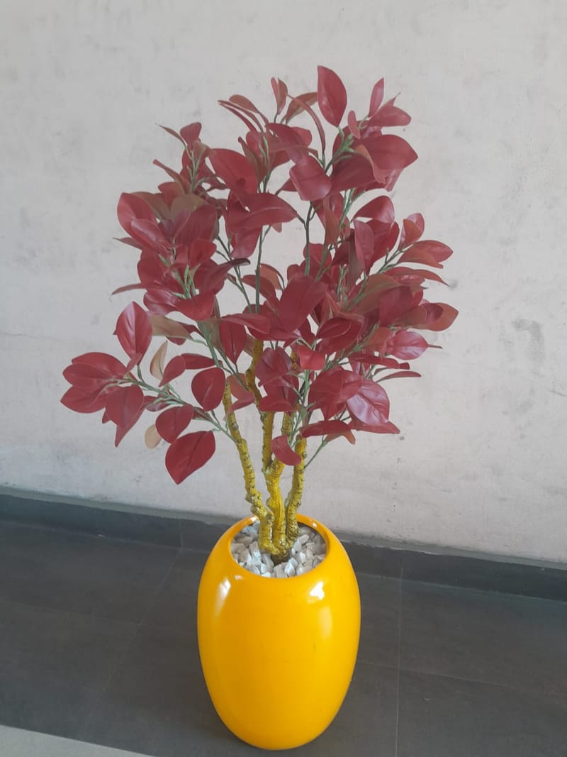 High-quality flower vase and flower