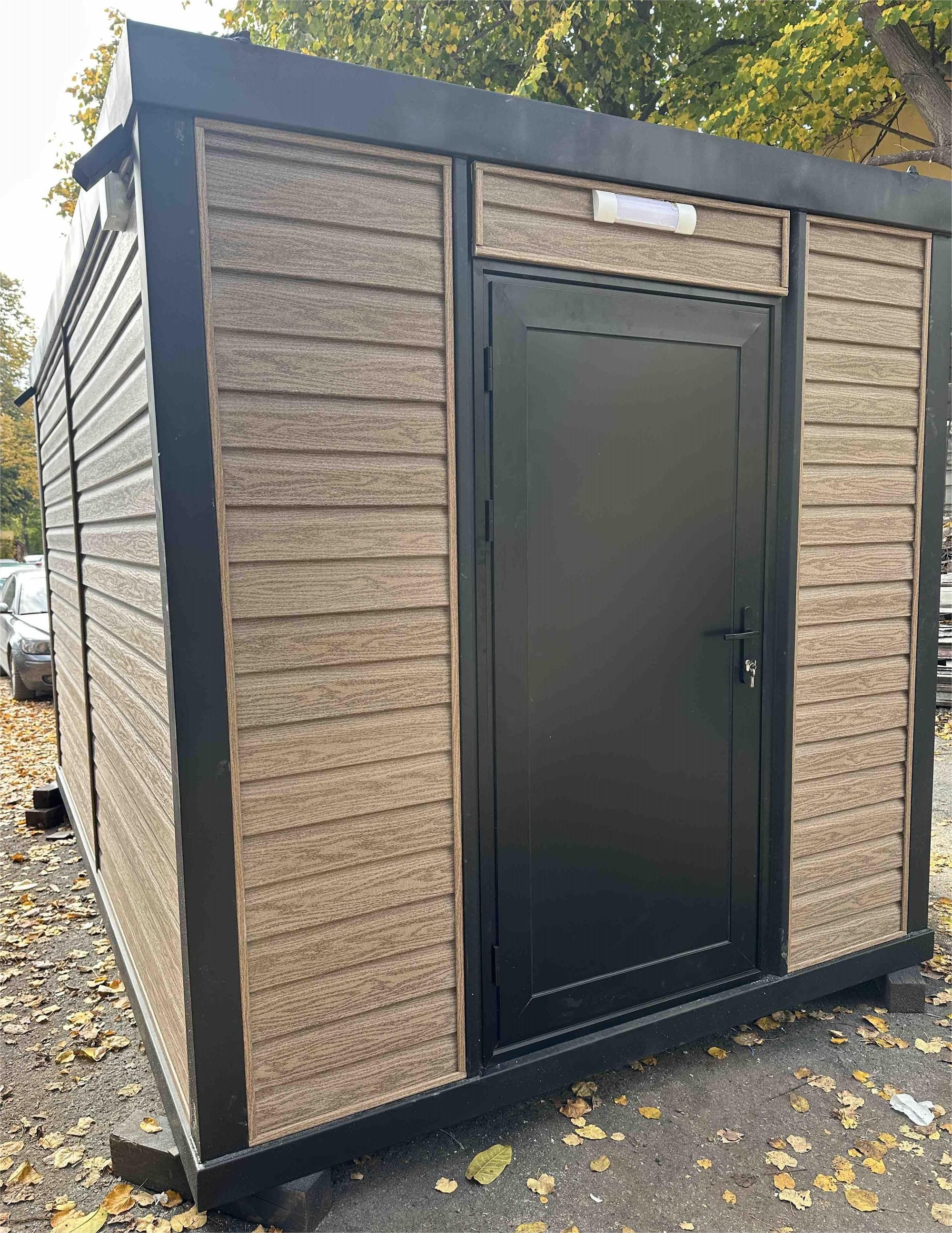 Характеристика 300 х 400 / Н=240 см.