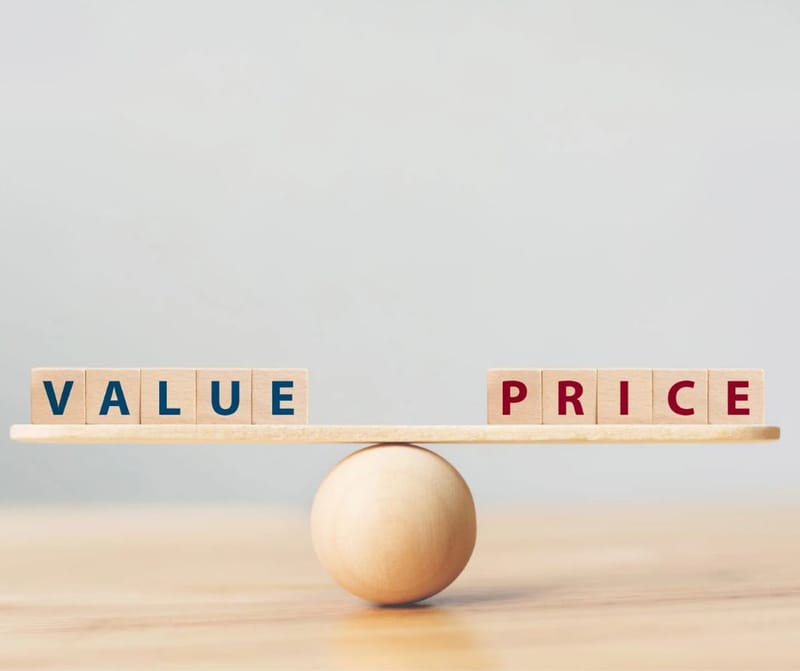 Заедно създаваме ясна финансова стратегия, която включва: