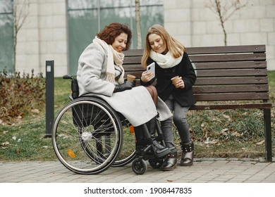 NEDOSTATAK STRUČNOG OSOBLJA ZA OSOBE S INVALIDITETOM U SVRHU NJIHOVIH KVALITETNIJIH ŽIVOTA