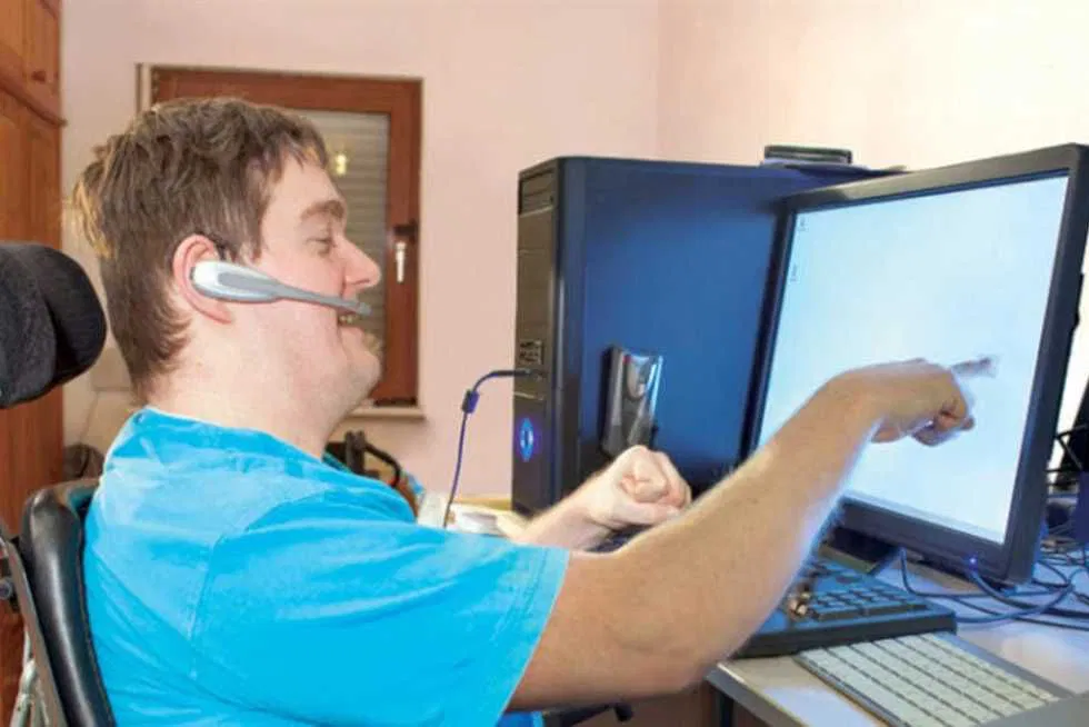 USKLAĐIVANJE OBRAZOVANJA I TRŽIŠTA RADA : STVARNE MOGUĆNOSTI ZA OSOBE S INVALIDITETOM I POSEBNIM POTREBAMA