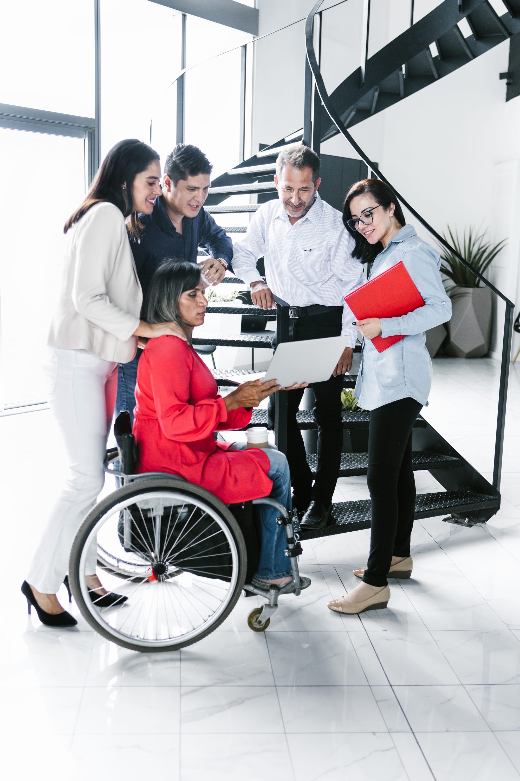 KAKO OSOBE S INVALIDITETOM U REPUBLICI HRVATSKOJ OSTVARUJU PRAVO NA ZAOŠLJAVAANJE