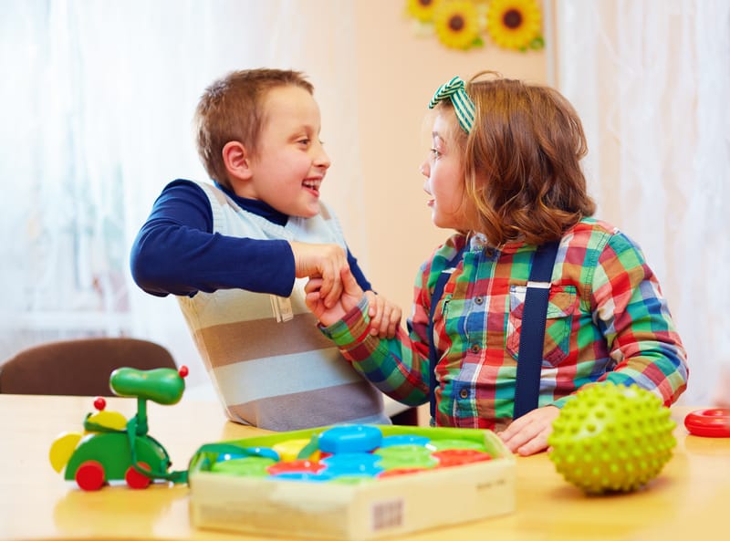 RANA PODRŠKA DJECI S POREME ČAJEM IZ SPEKTRA AUTIZMA