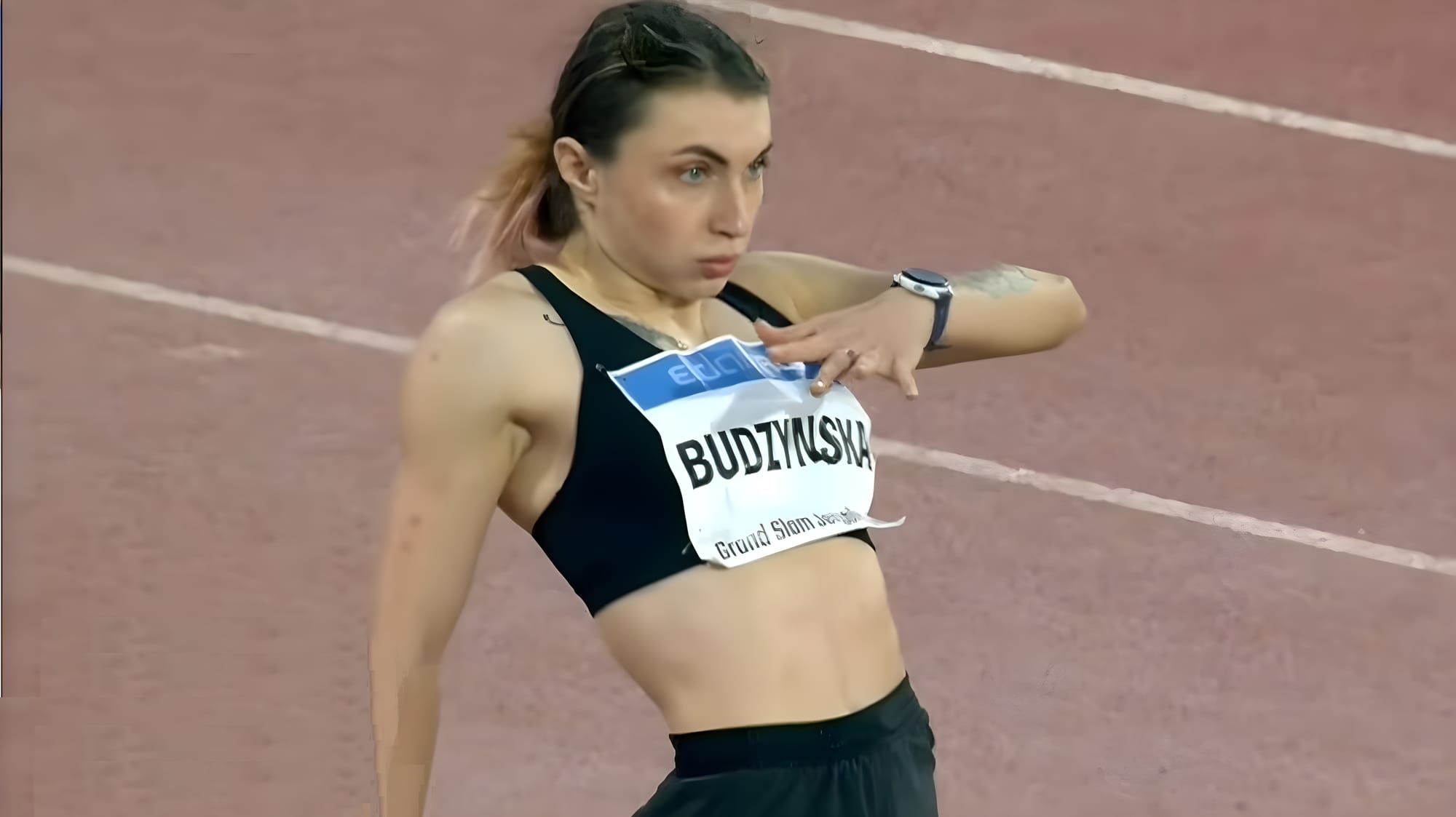 Ірина Будзинська вдруге стрибає за 6,80 м і продовжує переможну серію