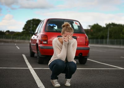 Proč se mnou řízení není jen o autoškole, ale i o sebevědomí 🚗(Zdenka učí řídit)