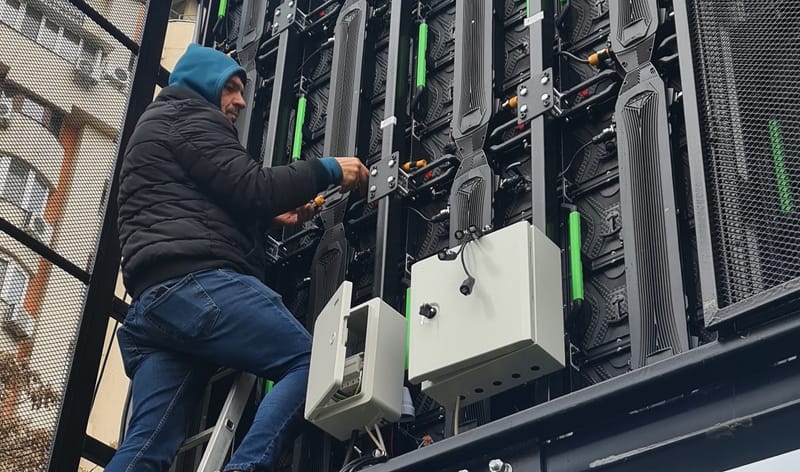 Checklist în 15 pași pentru instalare și mentenanță eficientă a ecranelor LED