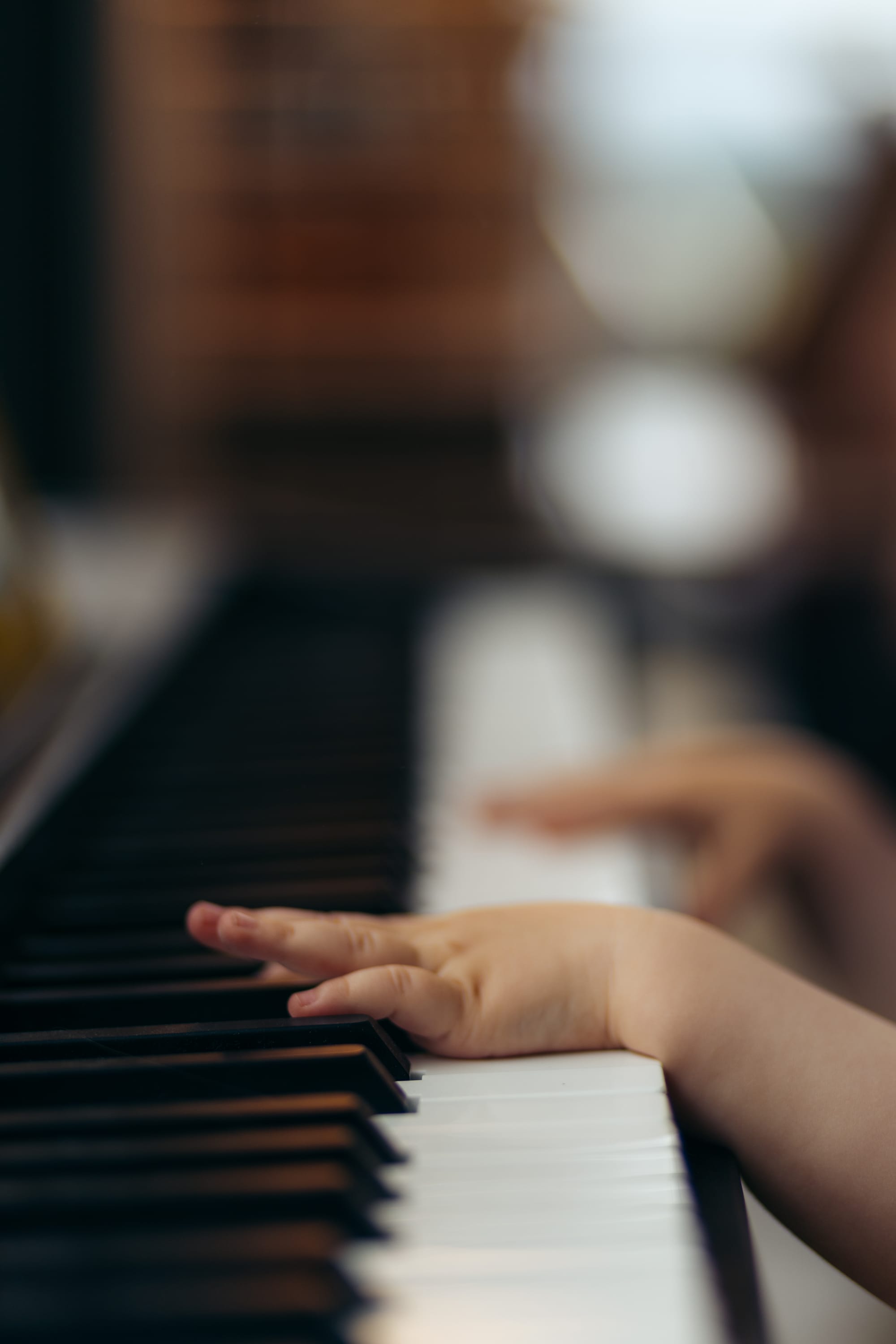 Pianospelen met een platte hand?!