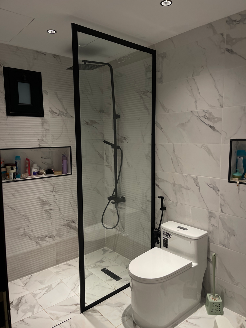 تصميم وتركيب الشاورات الزجاجية