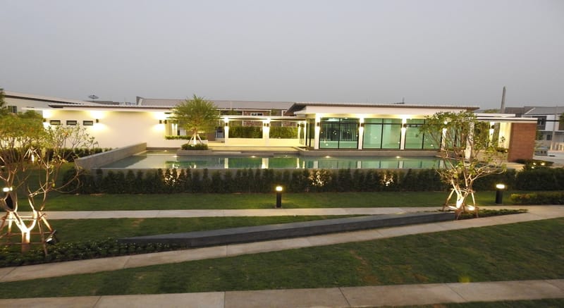 CLUB HOUSE (Rangsit - Ratchaphruek)