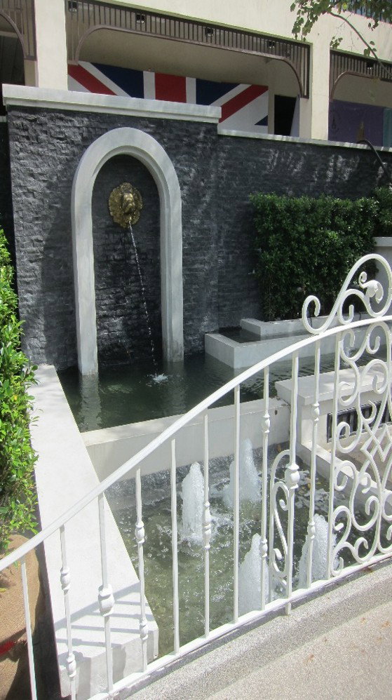 Pickadaily Plazza (On Nut-Sukhumvit 77)