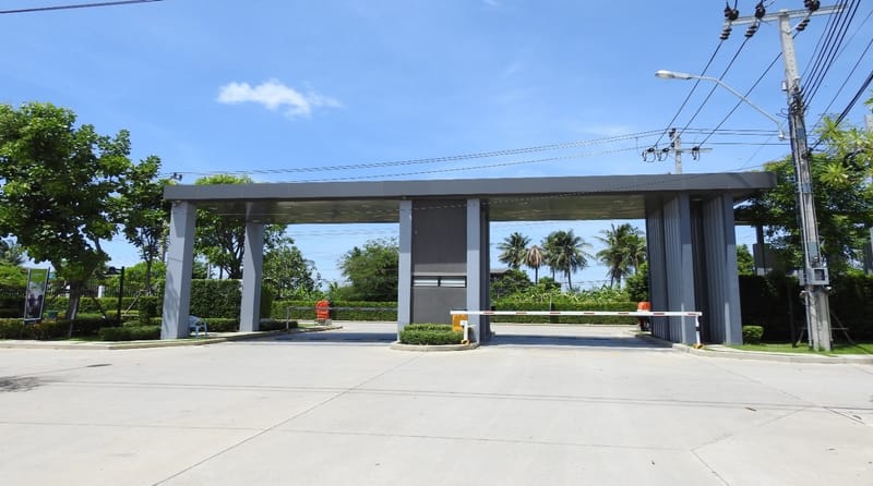 The Colour Premium (Bangna-Ring) Entrance Arch