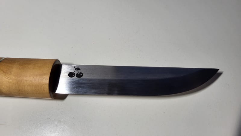 Puukko voor zijn 'Kers'