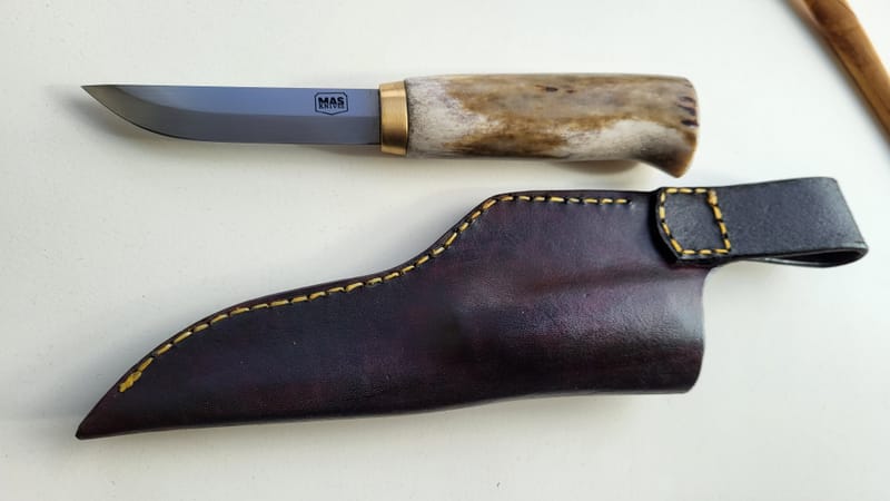 Deer antler puukko