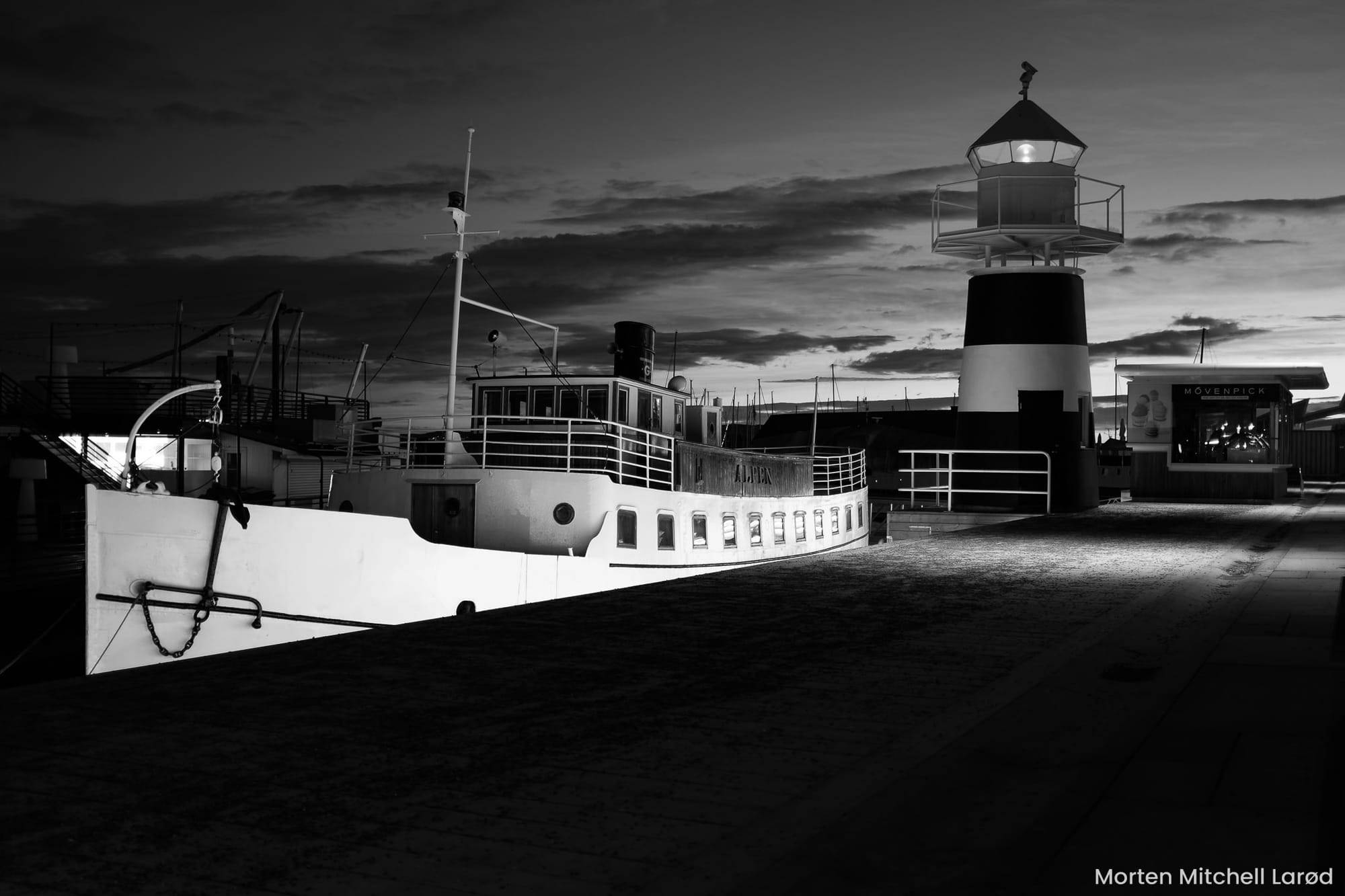 DS Alfen på Aker brygge
