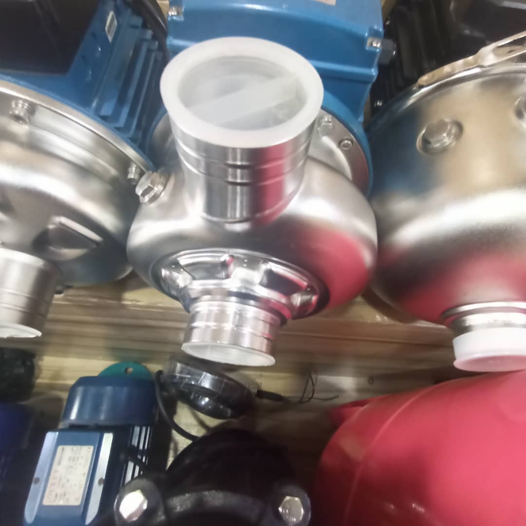 Stainless pumping machine