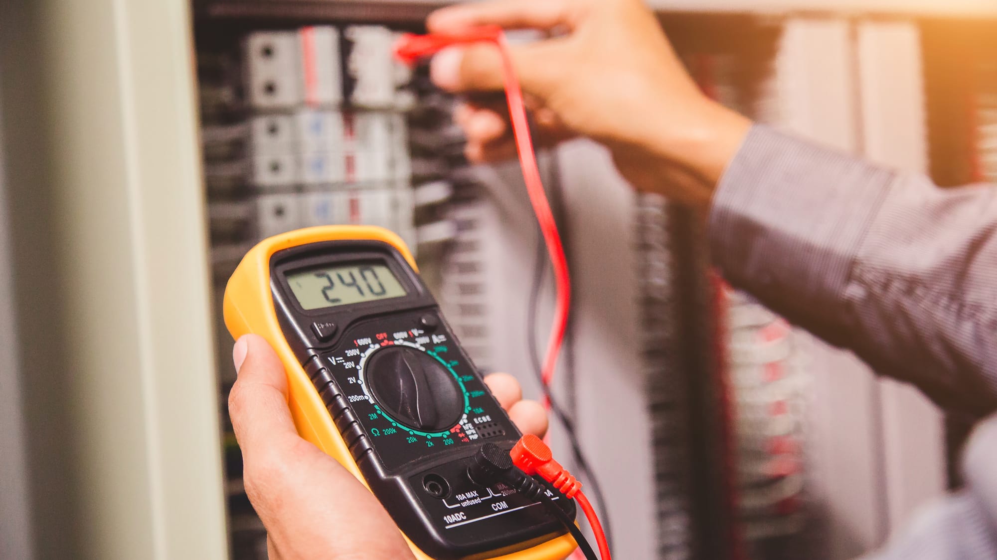 Top 10 elektromos hiba, ami épületekben előfordulhat