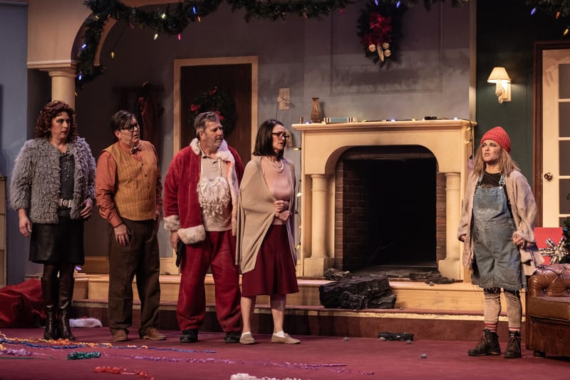 Le Père Noël est une ordure