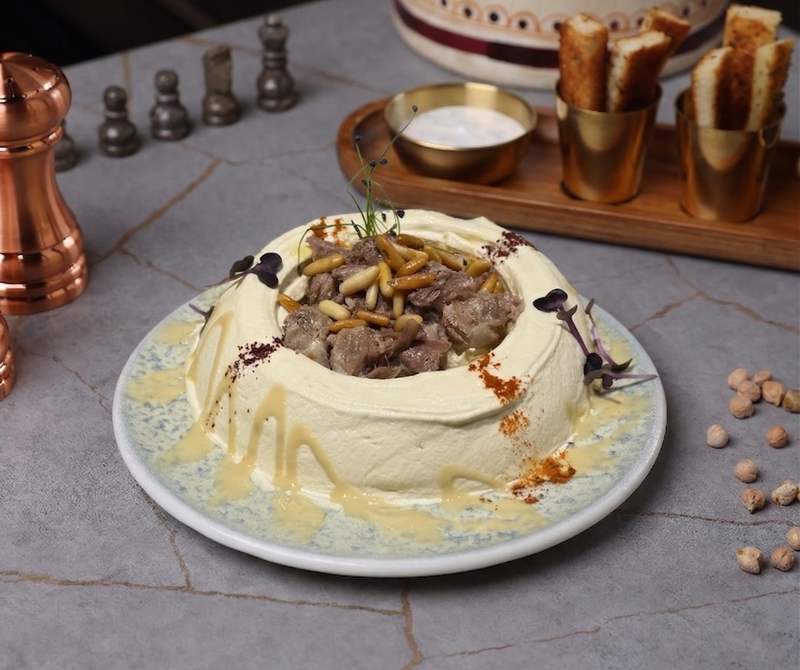 حمص لحمة / Hummus with Meat