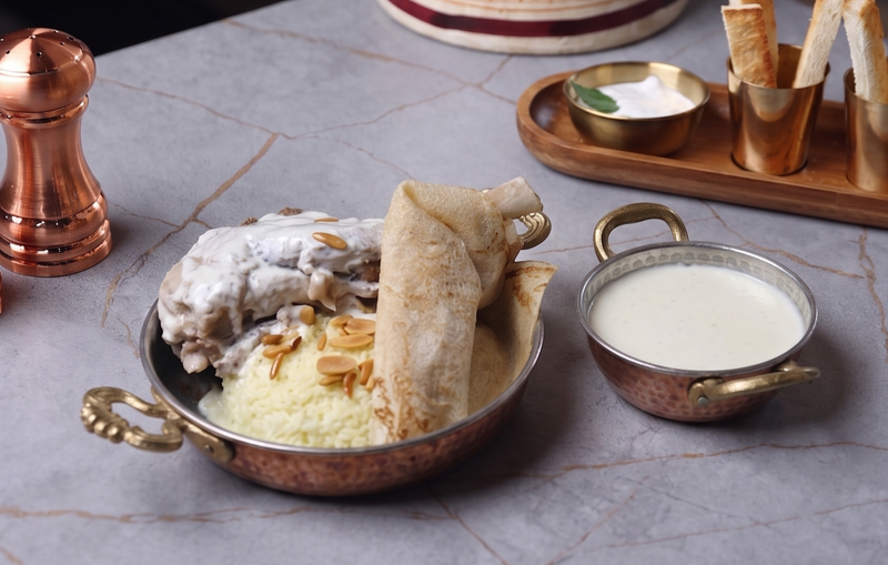 منسف أردني بالموزة - Jordanian Mansaf with Lamb Shank ( يوم الجمعة )