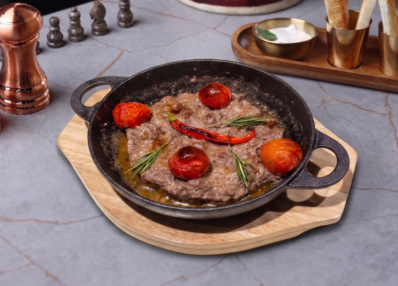 كفته بالطماطم - Kofta with Tomatoes