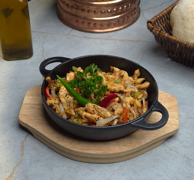 مقلقل دجاج / Sautéed chickens
