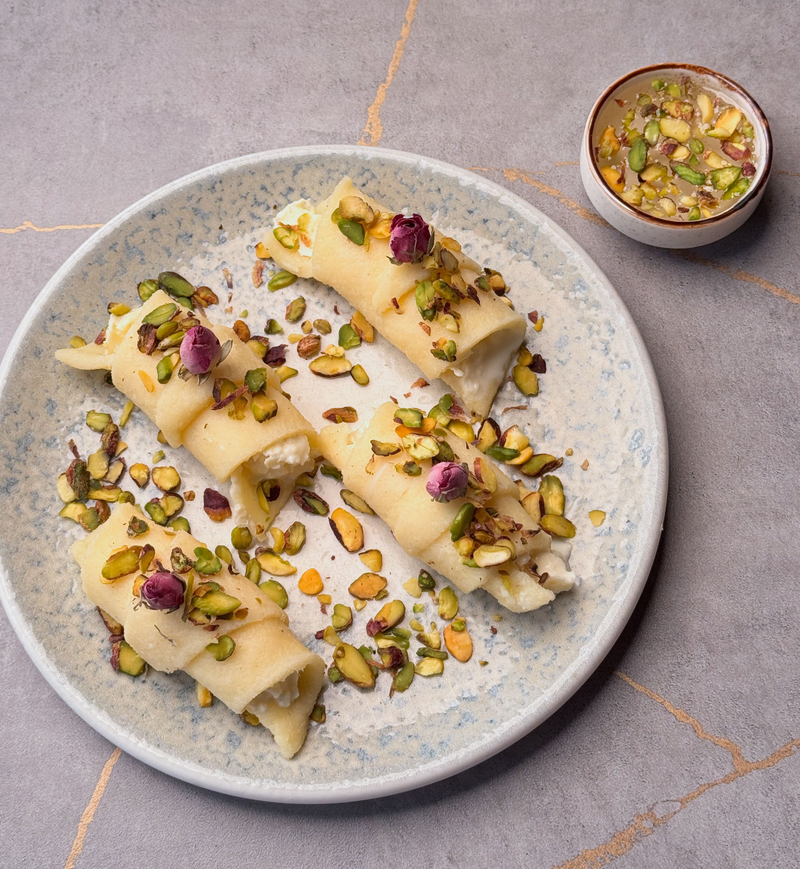 حلاوة الجبن 4 حبات - Cheese sweets, 4 pieces