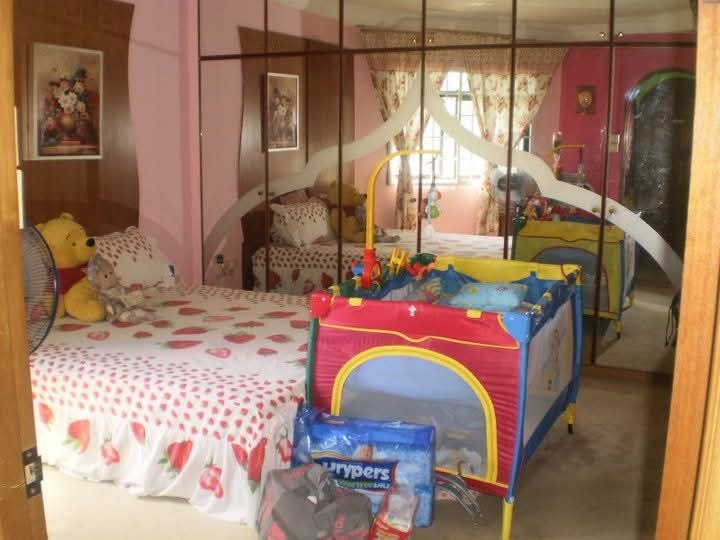 1st Unit, Woodlands Singapore 5rm unit... 2009-2025