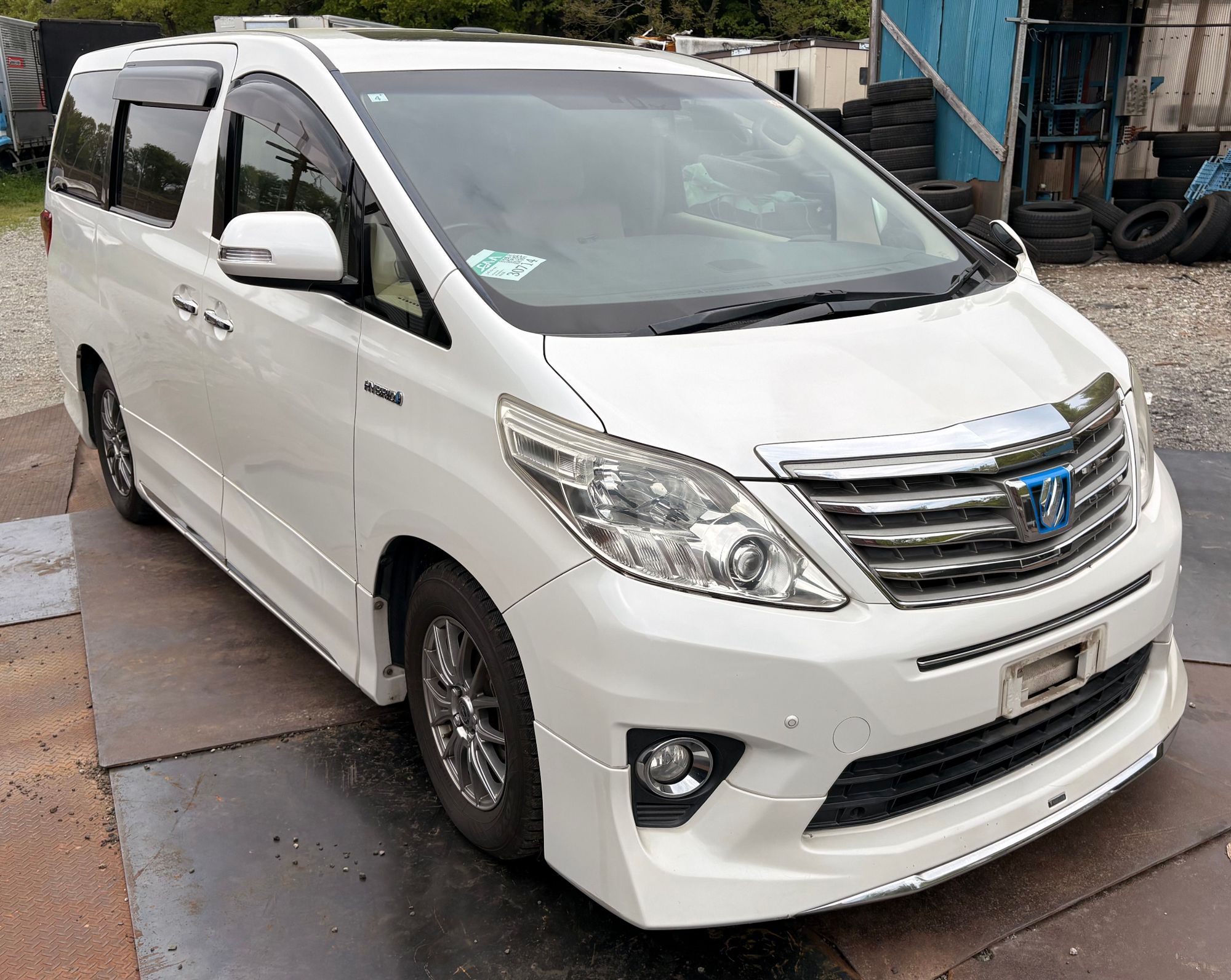 TOYOTA ALPHARD