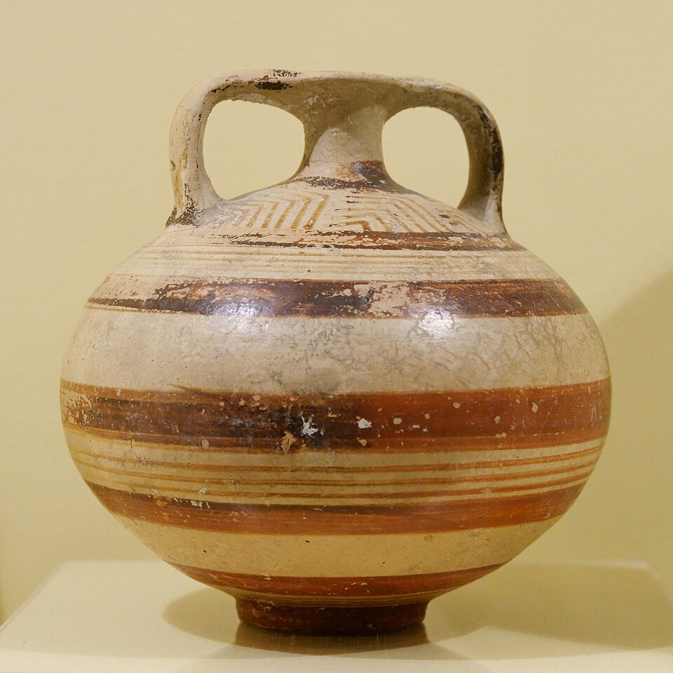 Mycean pottery (Wikipedia)