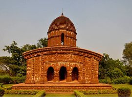 Terracotta temple Bishnupur India, a famous centre for terracotta temples (Wikipedia)