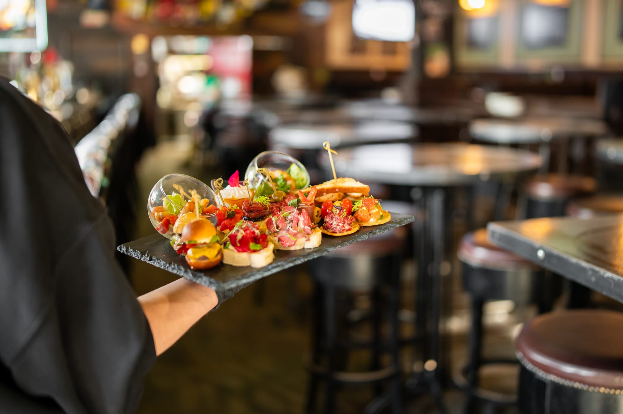 Top 10 Reasons Cocktail Catering Creates an Elegant, Memorable Function