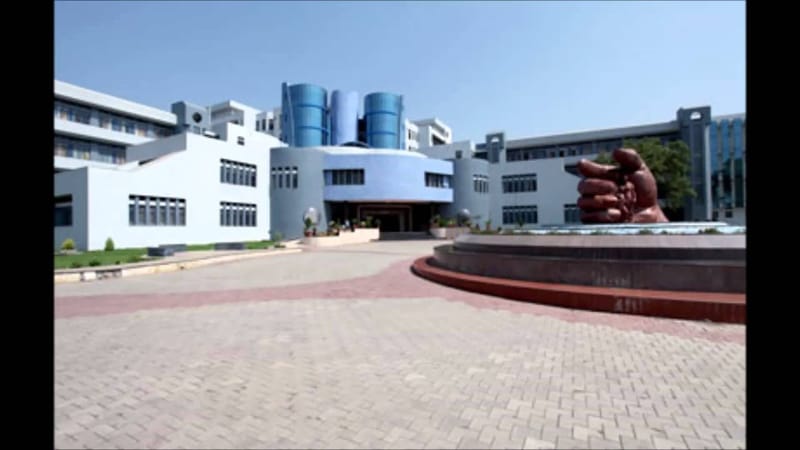 Bharati Vidyapeeth Pune MBBS NRI Quota Fees