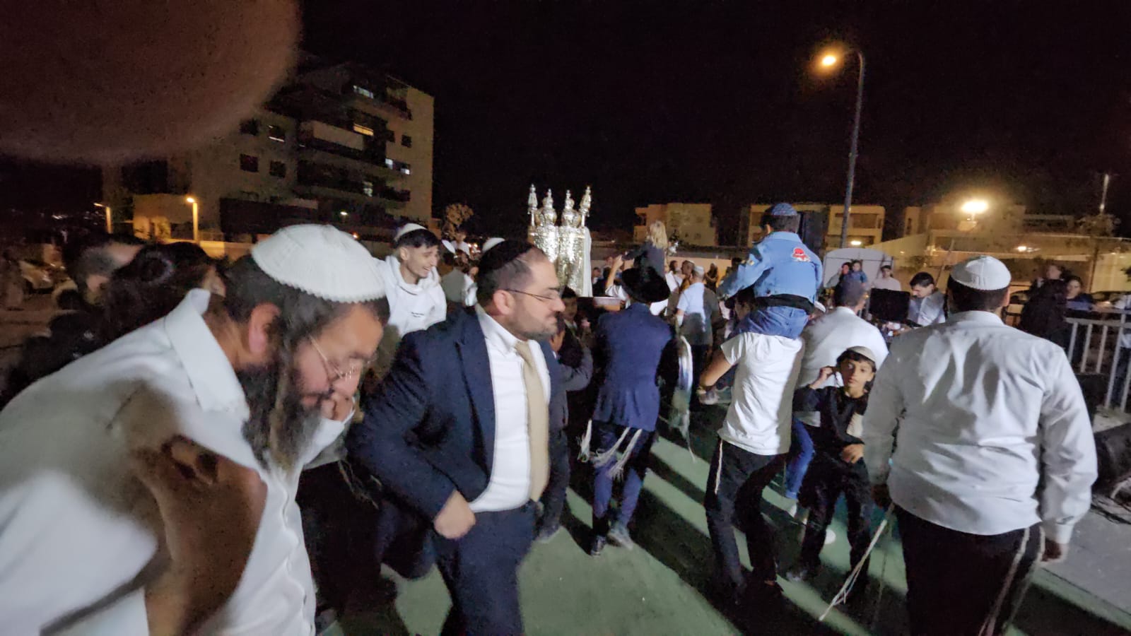 שימחת התורה הקפות שניות