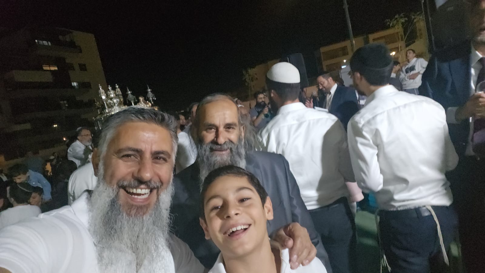 שותפים לעשייה