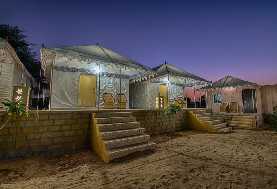 Why Choose Our Desert Camp