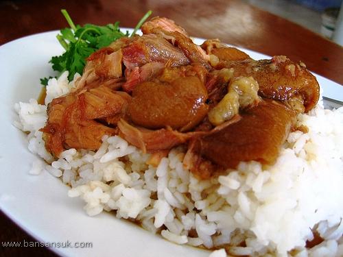 ข้าวขาหมู แตงโม